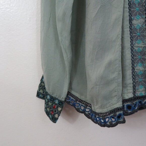 Johnny Was size Medium Embroidered Blouse Top Green Button Down Long Sleeve - Picture 5 of 9